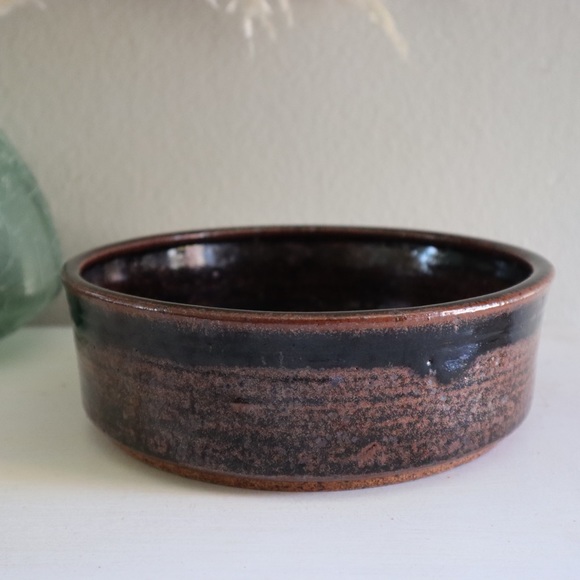 Farmhouse Handmade Artisan ceramic pottery bowl - Picture 2 of 9